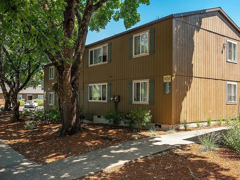 Shady Glen Apartments — Photo 6
