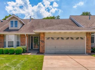 15344 Braefield Dr, Chesterfield, MO 63017