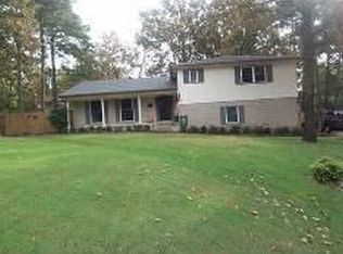 11 Carriage Cv, Little Rock, AR 72227