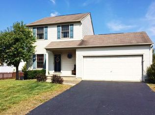 744 Ridgeview Dr, Pataskala, OH 43062