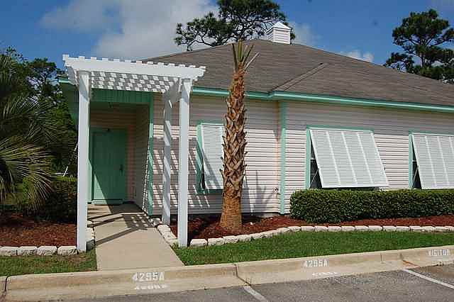 1st image of 4295 Lindsey Ln #A