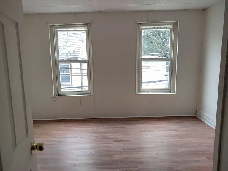 530 N Fountain St — Photo 10