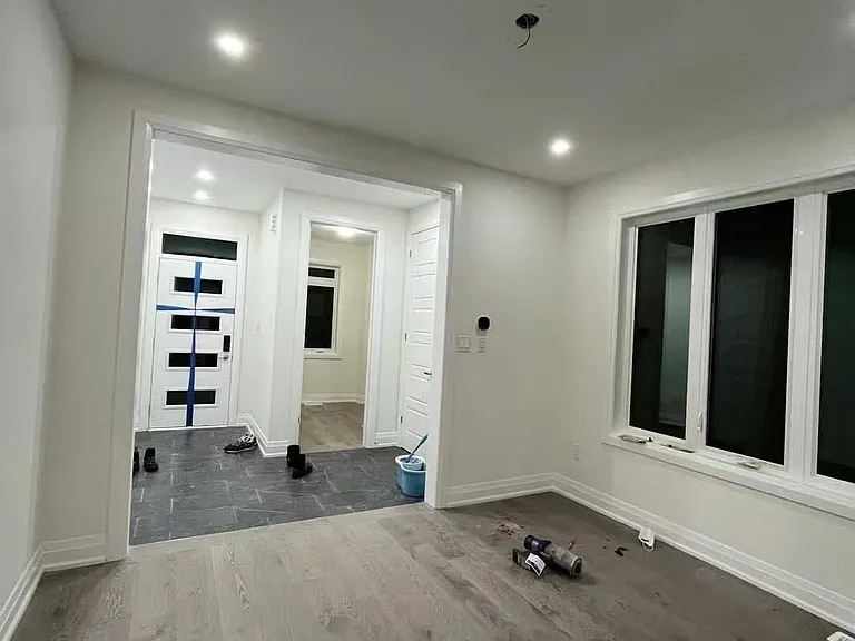251 Beaverbrae Dr — Photo 3