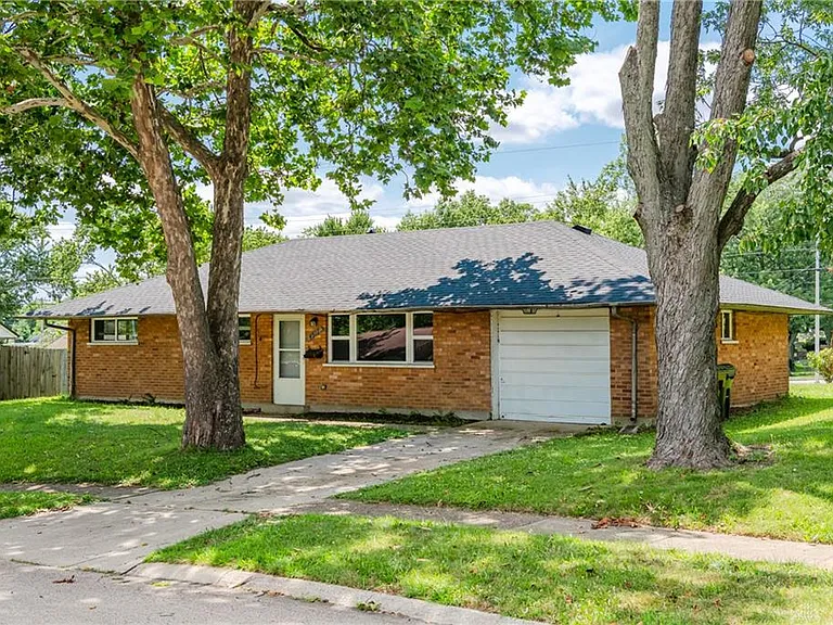 4517 Winchester Dr — Photo 1