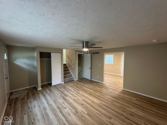 5th image of 2626 N Fairhaven Dr