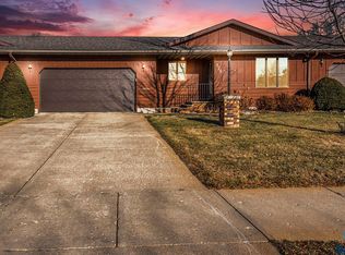 928 NE 3rd St, Madison, SD 57042