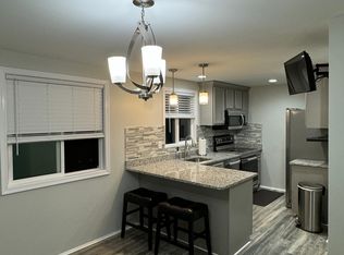 19810 Wheelwright Dr, Gaithersburg, MD 20886