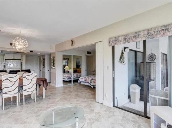 2311 S Cypress Bend Dr APT 419A, Pompano Beach, FL 33069