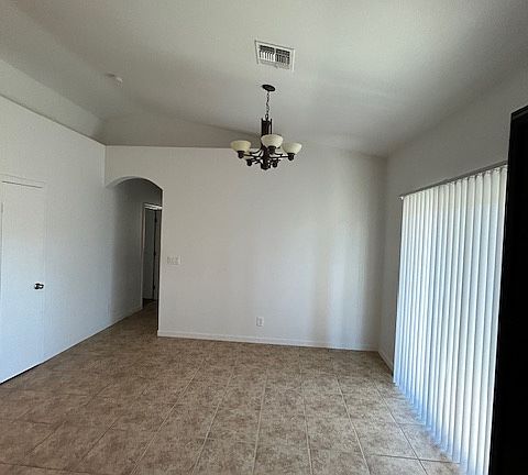 3rd image of 2349 Phoenix Ave