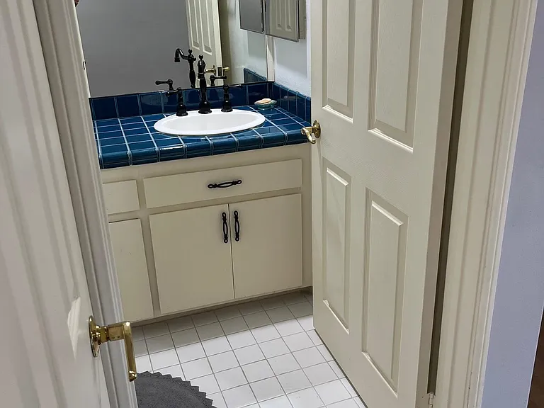 1645 Camden Ave #202 — Photo 13