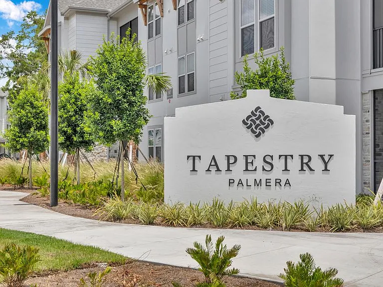 Tapestry Palmera — Photo 77