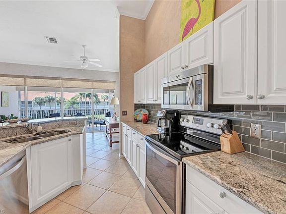 3rd image of 5260 Birmingham DR #202