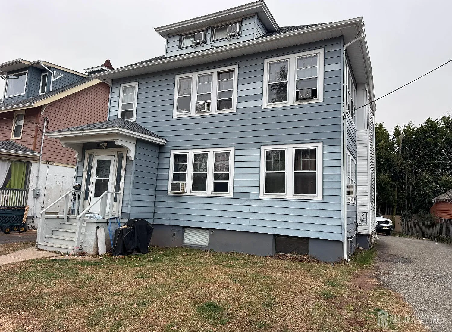 1 bed, 1.0 bath, $1,750 — Photo 2