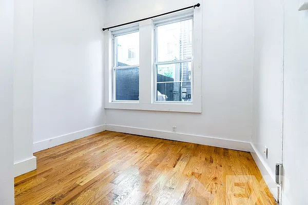 Rented by EXR | media 1