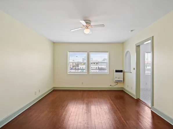 2524 James M Wood Blvd APT 202, Los Angeles, CA 90006