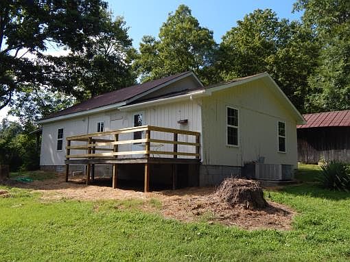 4th image of 584 Waynesboro Hwy