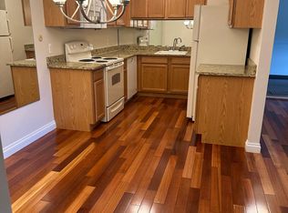 2247 Walton Blvd UNIT 60, Rochester Hills, MI 48309