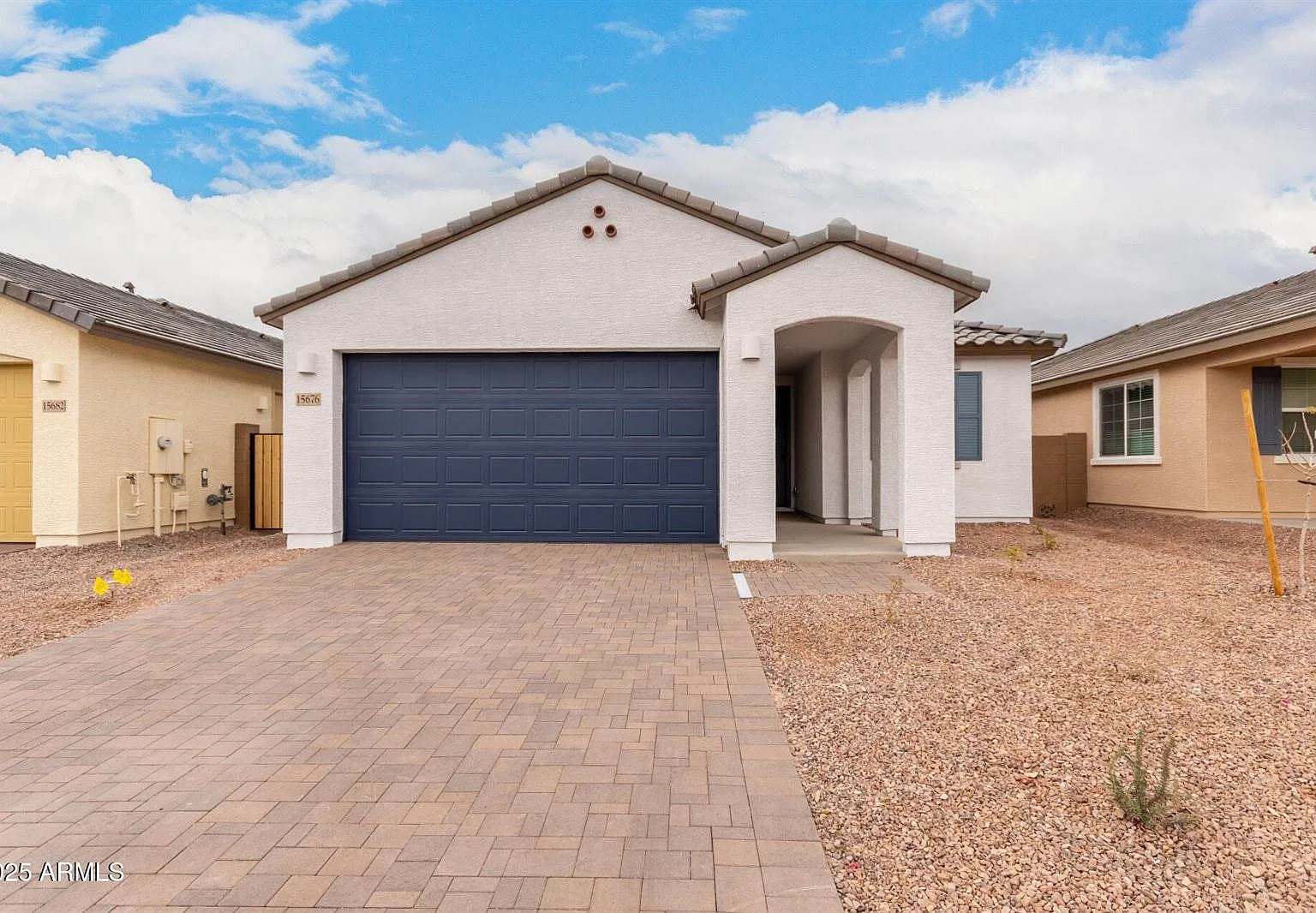 3 bed, $2,300 — Photo 1