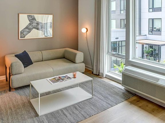 4th image of 152 Yale Ave #113