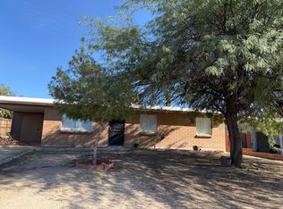 7560 N Rae Ave, Tucson, AZ 85741