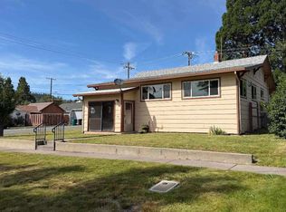 530 Cedar St, Mount Shasta, CA 96067