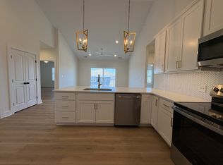 420 Capstone Dr #306, Lynchburg, VA 24502