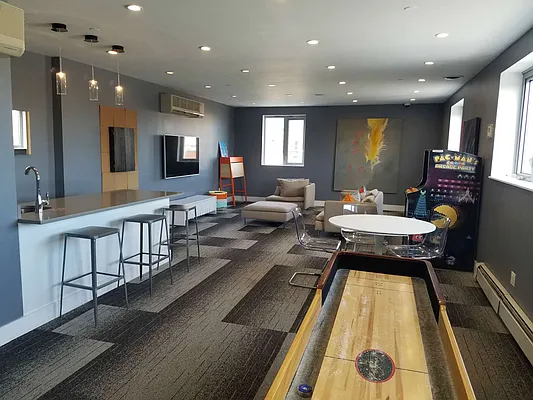 Rented by Keller Williams NYC | media 25