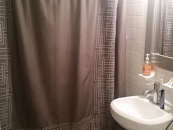 5th image of 295 York St #102