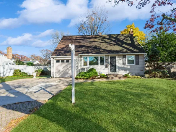 1531 Merrick Avenue, Merrick, NY 11566