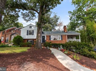 6005 Massachusetts Ave, Bethesda, MD 20816