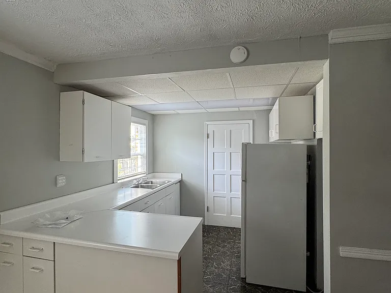 857 Sheridan Ave #B — Photo 11