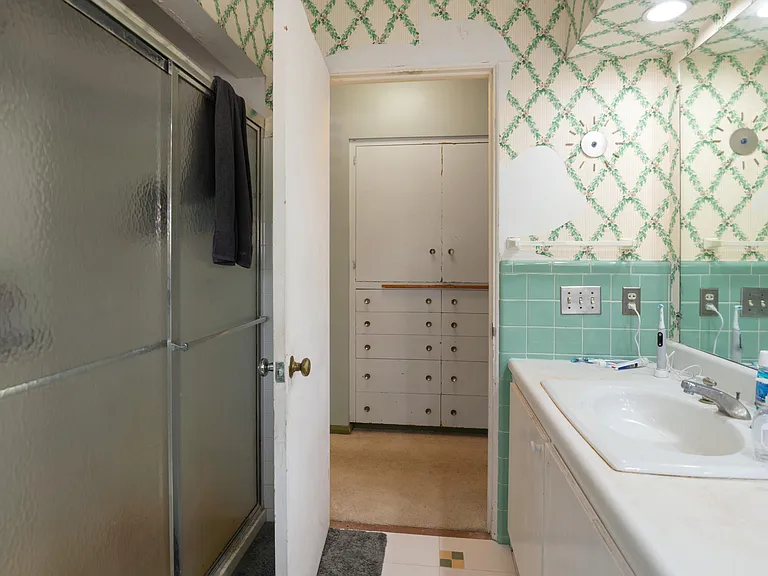 4105 Riverview Dr — Photo 18