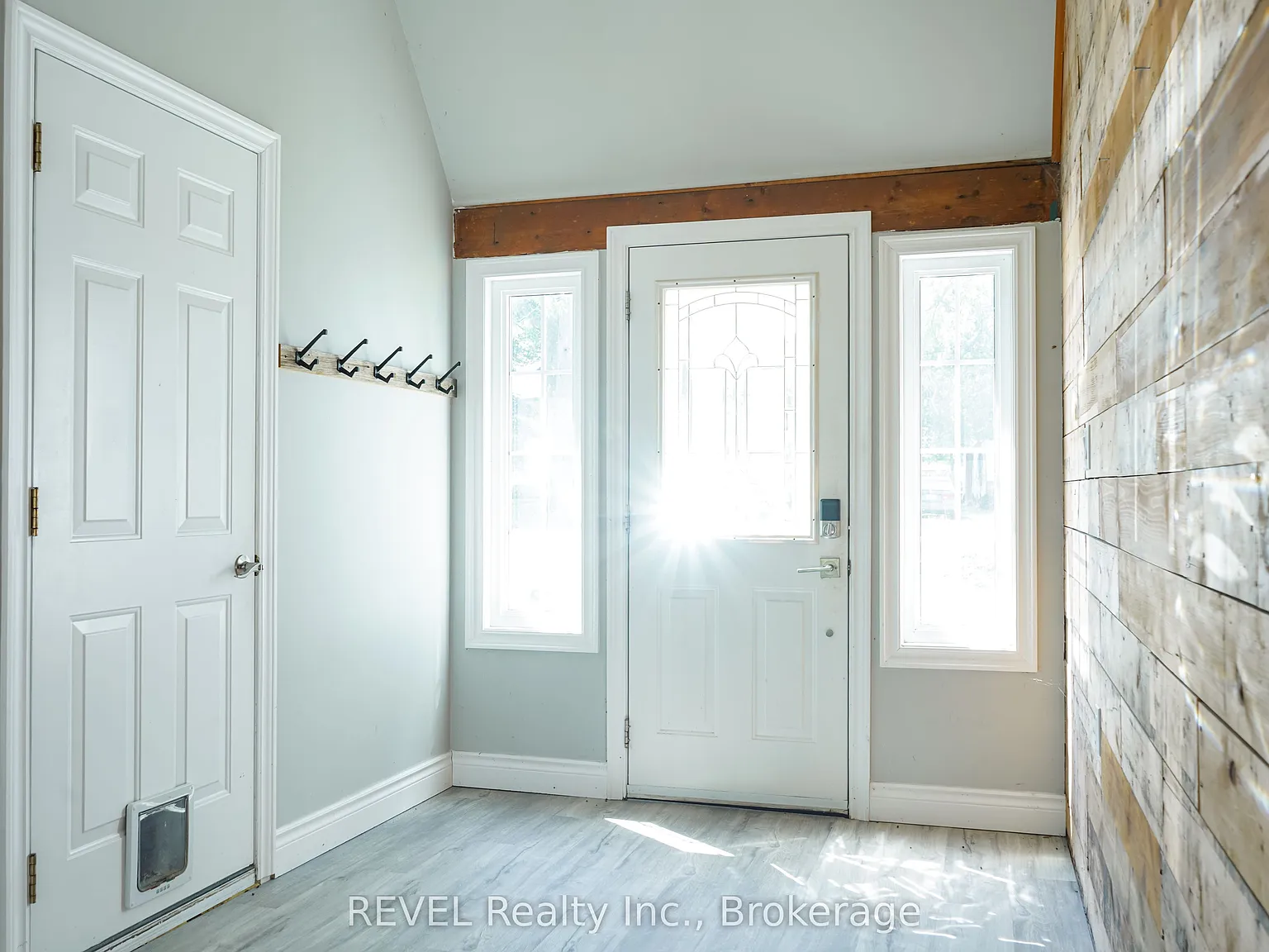 2 bed, $2,100 — Photo 3