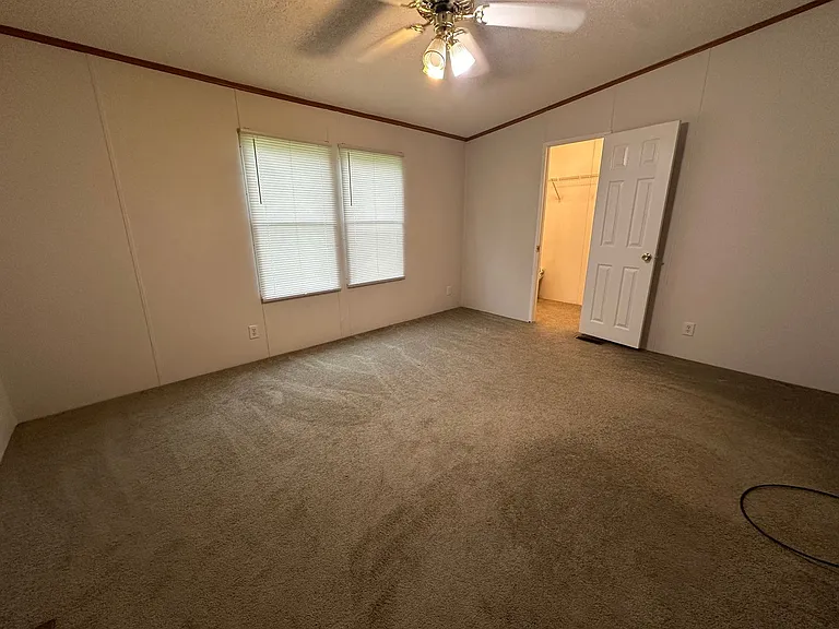 1114 Northside Rd #8 — Photo 8