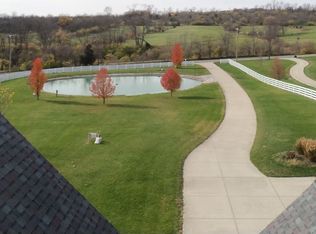 5818 Waynes Trace Rd, Hamilton, OH 45011