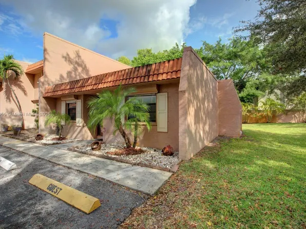 10 Seville Cir #6-54, Fort Lauderdale, FL 33324