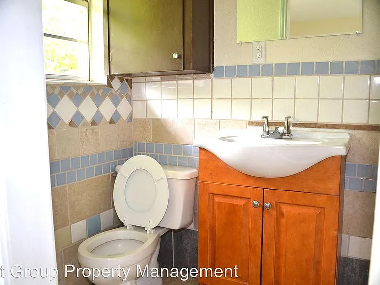 1618 Harley Dr — Photo 9