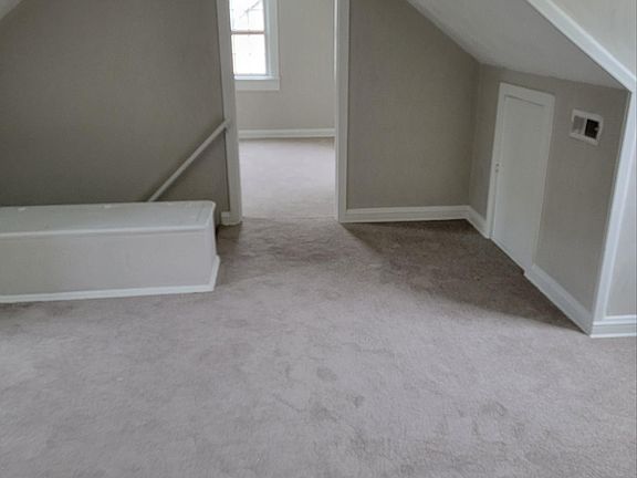 2nd image of 3629 S Warwick Cir