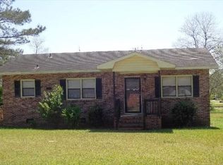 511 Wildflower Ct, Dillon, SC 29536