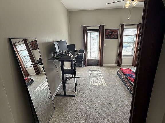 3rd image of 930 Lexington Ave