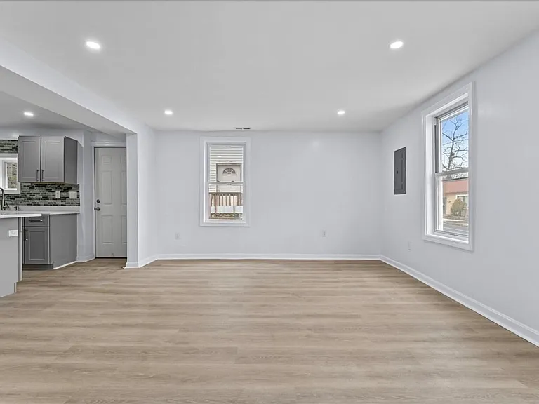 53 West St #1 — Photo 9