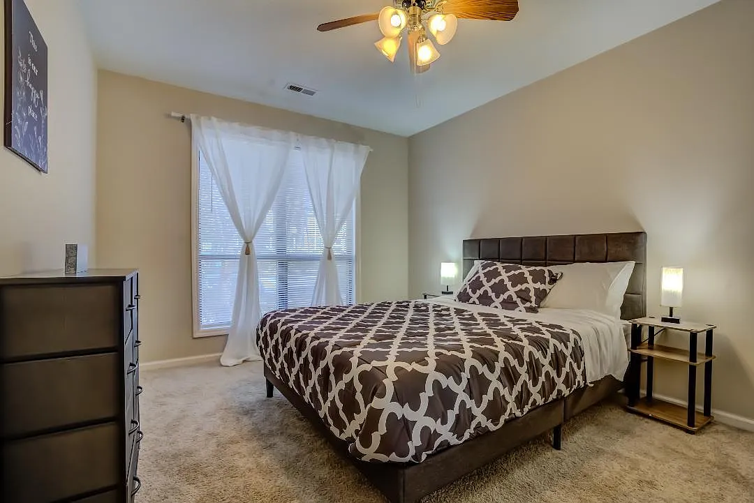 3 bed, 1520 sqft, $1,995 — Photo 3