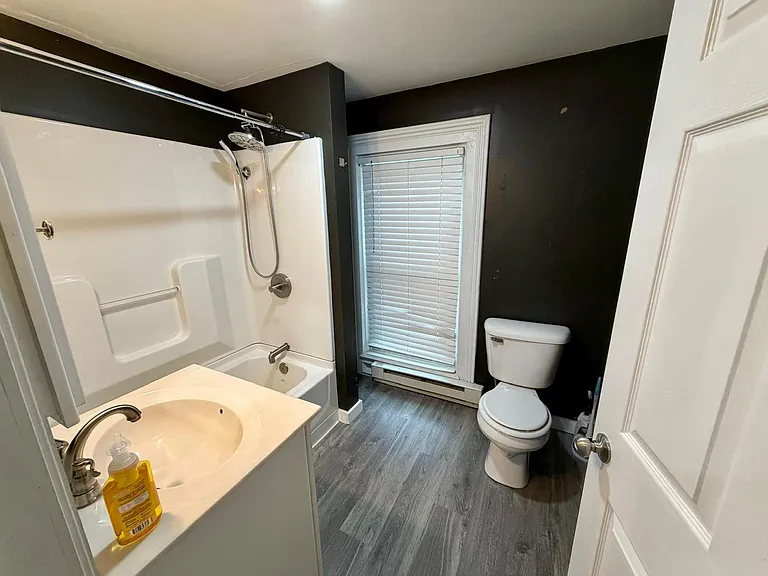 29 Pioneer Rd #A — Photo 3