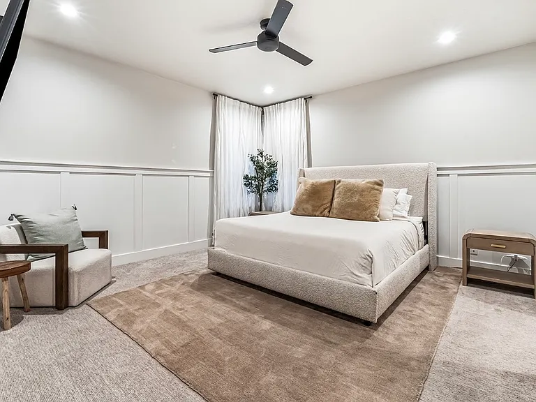 1843 E Knobcone Dr — Photo 1