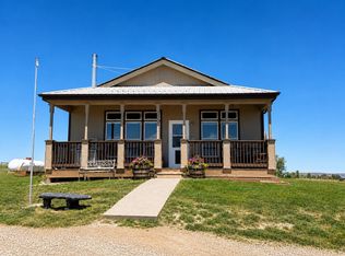 70 County Road 307, Saratoga, WY 82331