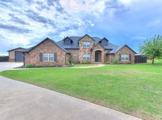 9900 Stefano Cir, Yukon, OK 73099