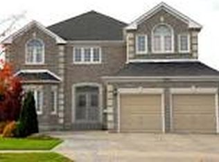 6556 High Point Dr SW #2.2, Seattle, WA 98126