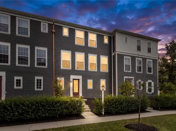 503 Stallings Ln, Cranberry Township, PA 16066