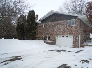 730 Lewison Lane, Viroqua, WI 54665