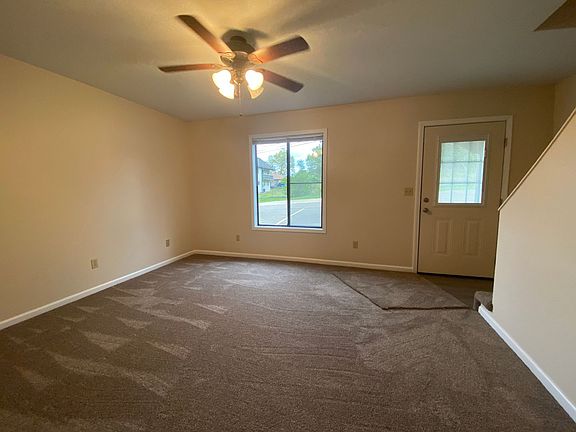 4th image of 200 Vickie Lynn Ln #C